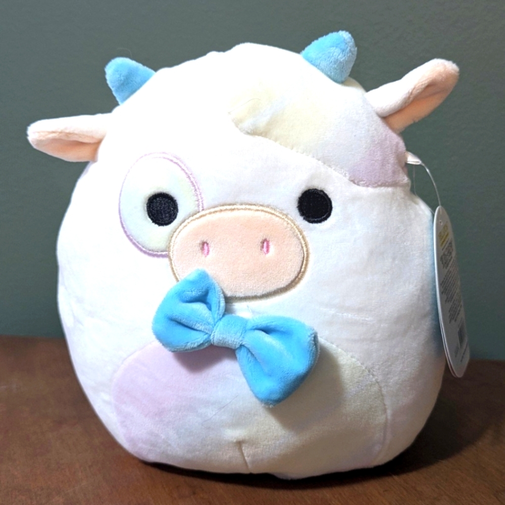 8" belozi the cow